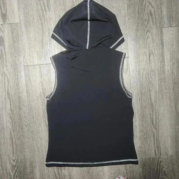 Vintage 80s basic black sleeveless hooded top with white contrast stitching - Picture 7 of 12